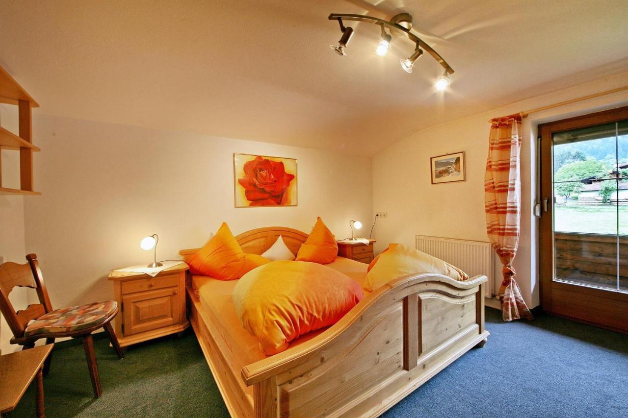 Haus Jochler Διαμέρισμα Ried im Zillertal Εξωτερικό φωτογραφία