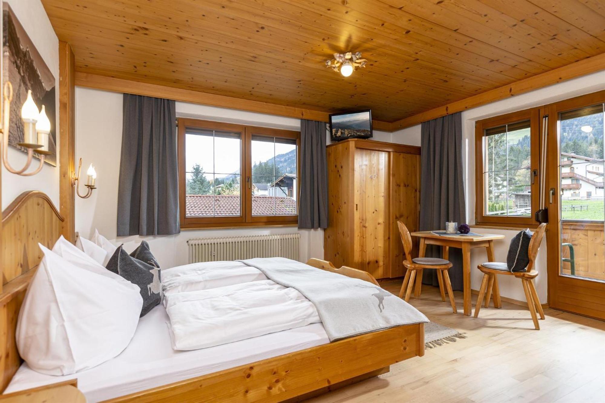 Haus Jochler Διαμέρισμα Ried im Zillertal Δωμάτιο φωτογραφία